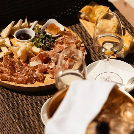 لا بولينا سيرّافالّي سكريفِيا